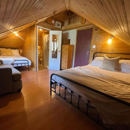 Three Peaks Banff Villa Luaran gambar