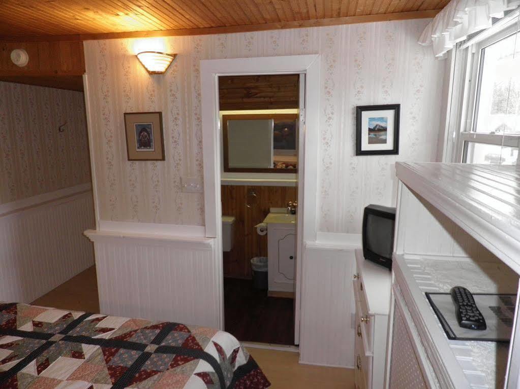 Three Peaks Banff Villa Luaran gambar